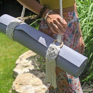 Macrame Yoga Strap, Handmade Yoga Mat Carrier, Boho Yoga Mat Holder, Cotton Rope Yoga Sling, Bohemian blanket holder, yoga gear image 3