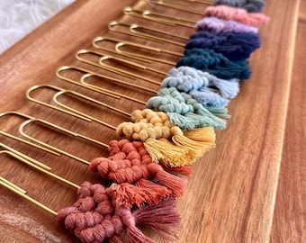 Macrame Bookmark Paperclip, Boho Bookmark Clip, Macrame Book Page Marker, Handmade Bookmark, Reader Gift, Cute Book Accessory, Stationery