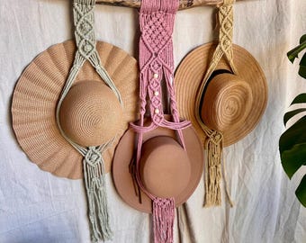 Macrame Hat Hanger, Boho Hat Holder, Wall Organizer, Hat Rack, Western Hat Display, Boho Storage, Driftwood, Cowgirl, Boho Entryway Decor
