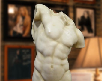 Torso di Ercole. Scultura in marmo modellato. 42 cm. Fatto a mano in Spagna. Arte antica. Decorazione, giardino e regalo.