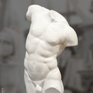 Torso des Herkules. 39cm. Gips. Handgefertigt in Spanien. Dekoration und Geschenk. Kunststudien.