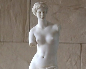 Statue der Venus von Milo. Höhe: 38,5 cm. Geformter Marmor. Handgefertigt in Spanien. Antike Kunst. Dekorations-, Garten- und Geschenkideen.