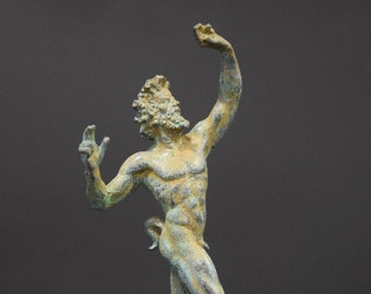 Statue de faune de Pompéi. Reproduction en bronze coulé. 11 cm.