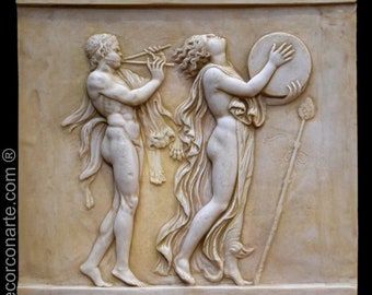 Bas-relief satyre avec bordure. Sculpture en marbre moulé. 98 x 83 cm. Fabriqué à la main en Europe. Décoration d'intérieur et de jardin.