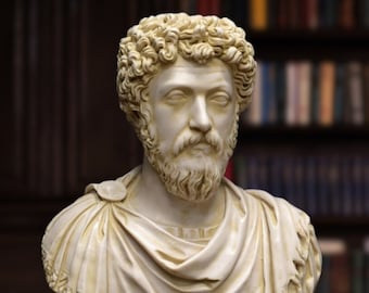 Busto Marco Aurelio. 48 cm. Base con placa. Mármol moldeado. Hecho a mano en España.  Reproducciones de arte antiguo. Decoración y regalo.