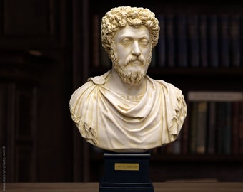 Buste Marcus Aurelius. Basis met plaat. 48 cm. Handgemaakt in Spanje. Reproducties van sculpturen. Oude kunst. Decoratie en cadeau.