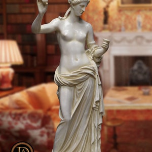 Statue de la Vénus d'Arles. Marbre moulé. 57cm. Fabriqué à la main en Europe. Sculpture d'art antique. Décoration, jardin et cadeau. image 2