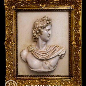Hoogreliëf van de Apollo Belvedere. 65x55 cm. Handgemaakt. Interieurdecoratie. Wanddecoratie. Cadeau voor kunstliefhebbers. afbeelding 2