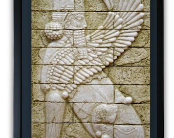 Mesopotamian Sphinx. Left. Framed relief. 62x45cm. Art reproductions. Resin with marble dust. Handmade in Spain.