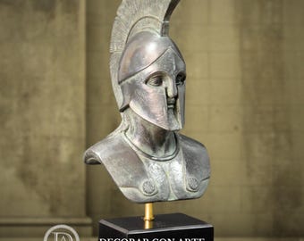 Bust of Leonidas. 30 cm. Handmade. Cast marble. Bronze patina. Decoration and gift.