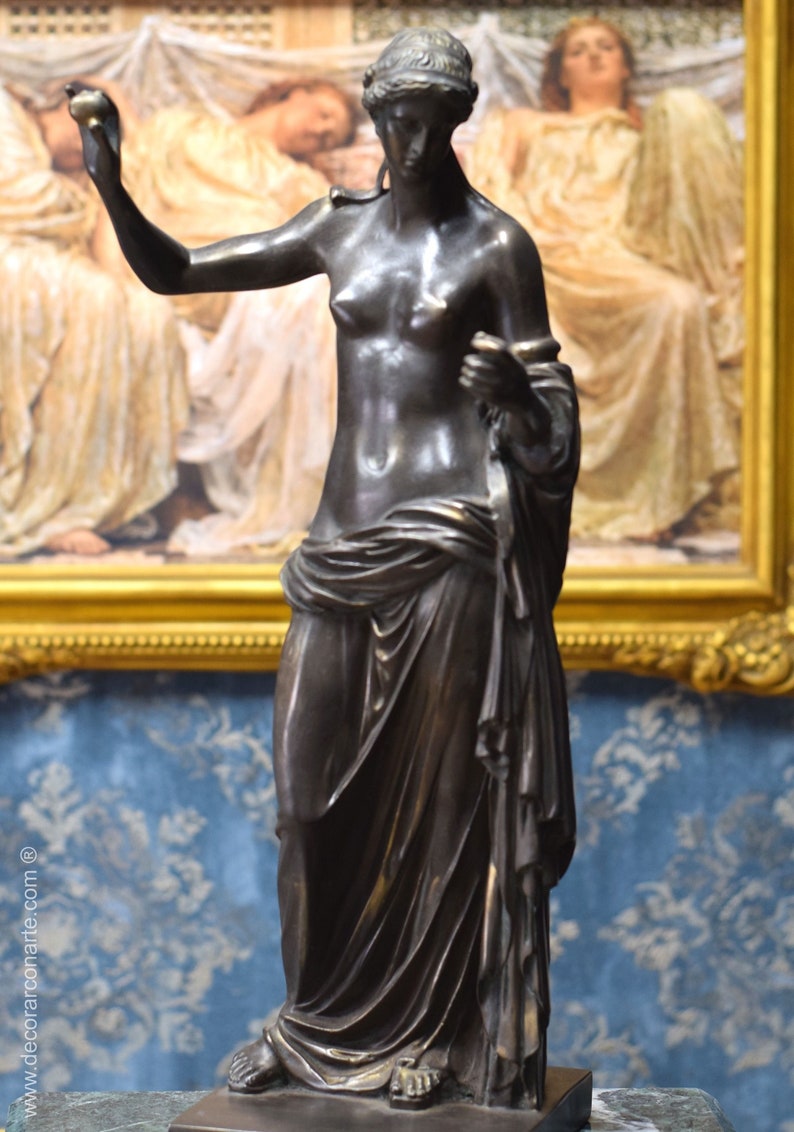 Statue de la Vénus d'Arles. Marbre moulé. 57cm. Fabriqué à la main en Europe. Sculpture d'art antique. Décoration, jardin et cadeau. image 3