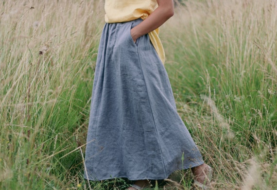 Beige Gathered Linen Skirt Design by The Summer House at Pernia's Pop Up  Shop 2024