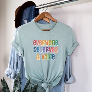 Maglietta per logopedia: tutti meritano una voce, maglietta SLP