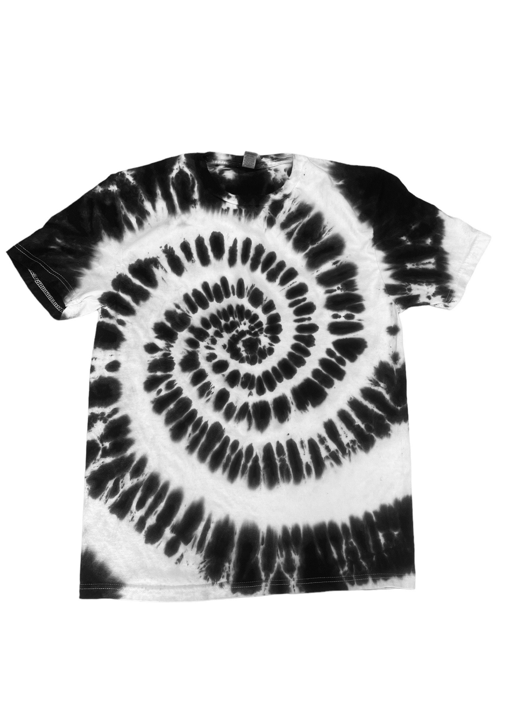 Monochrome Tie-Dye Spiral - EASY tie-dye technique! - Dye DIY