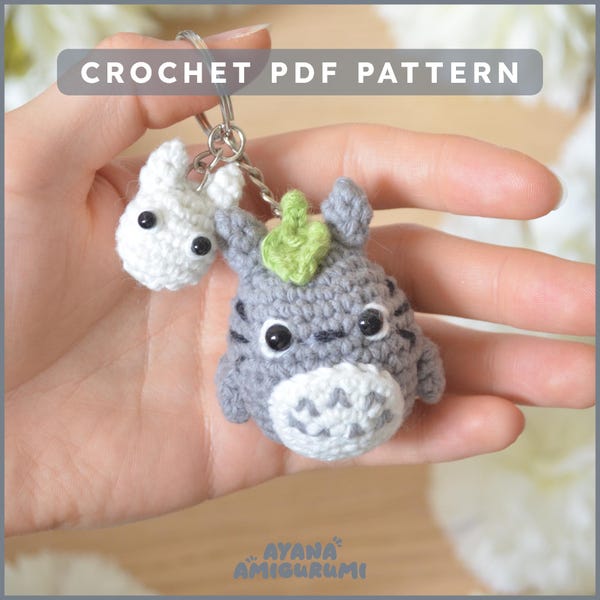 Crochet pattern for Totoro and Chibi Totoro keychain Tutorial PDF English français amigurumi