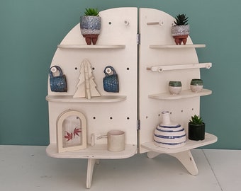 Sydney 1 Display, Folding Display, wooden shelf, tiered display, retail display, collapsible stand, market stall, retail shelves, craft fair