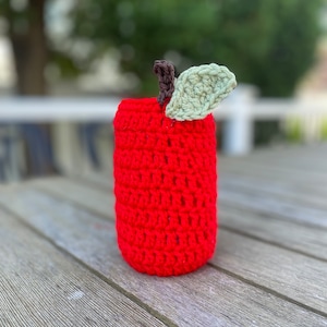 Apple Pencil Cup Crochet Pattern