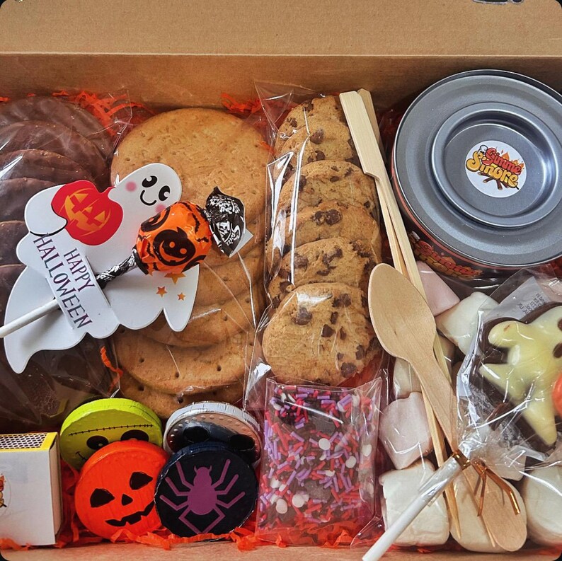 Luxury Halloween S'mores Toasting Kit/marshmallow/chocolate/gift