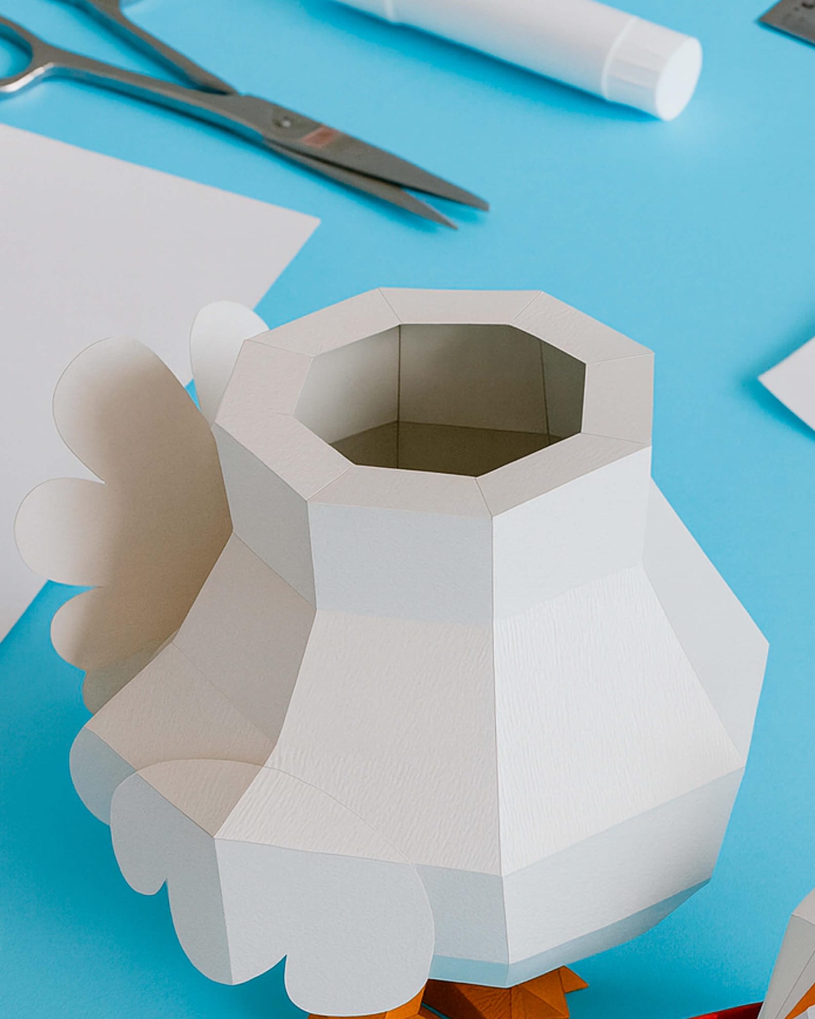 Papercraft Maris Roa Gallina Papercraft 3D para imprimir | Plantilla en PDF DXF SVG | Modelo ...