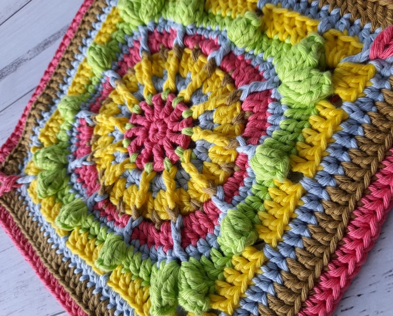 Maya Granny Square Granny square crochet pattern, Granny square pattern, Granny squares, Crochet squares for blankets image 8