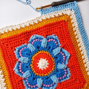 Granny Square Crochet Pattern, Crochet Granny Square, Floral Granny Square, Flower Granny Square