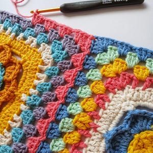 Floral Granny Square Crochet Pattern: Coffs Bloom (PDF Pattern) image 3