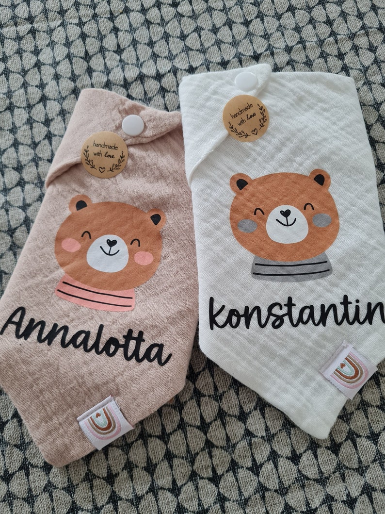 Halstuch personalisierbarMusselintuch mit NamenDreieckstuch Baby personalisiertSpucktuchKinderhalstuch Bio LätzchenMulltuchmit Namen Bild 7