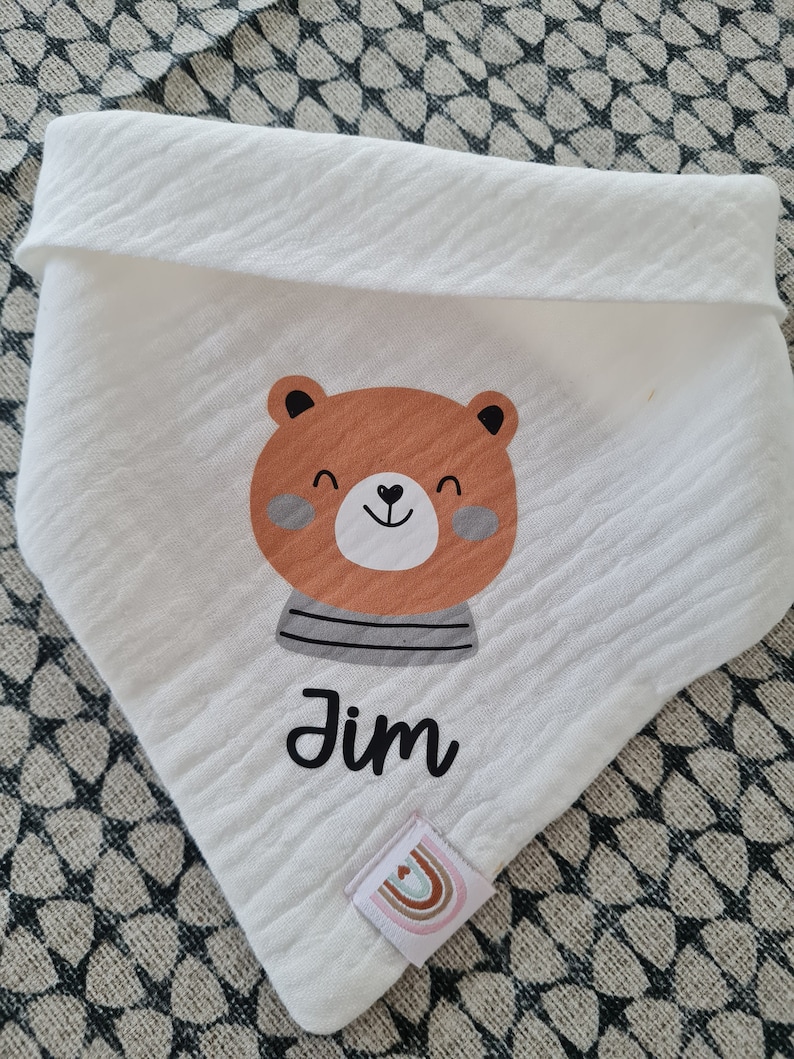 Halstuch personalisierbarMusselintuch mit NamenDreieckstuch Baby personalisiertSpucktuchKinderhalstuch Bio LätzchenMulltuchmit Namen Bild 2