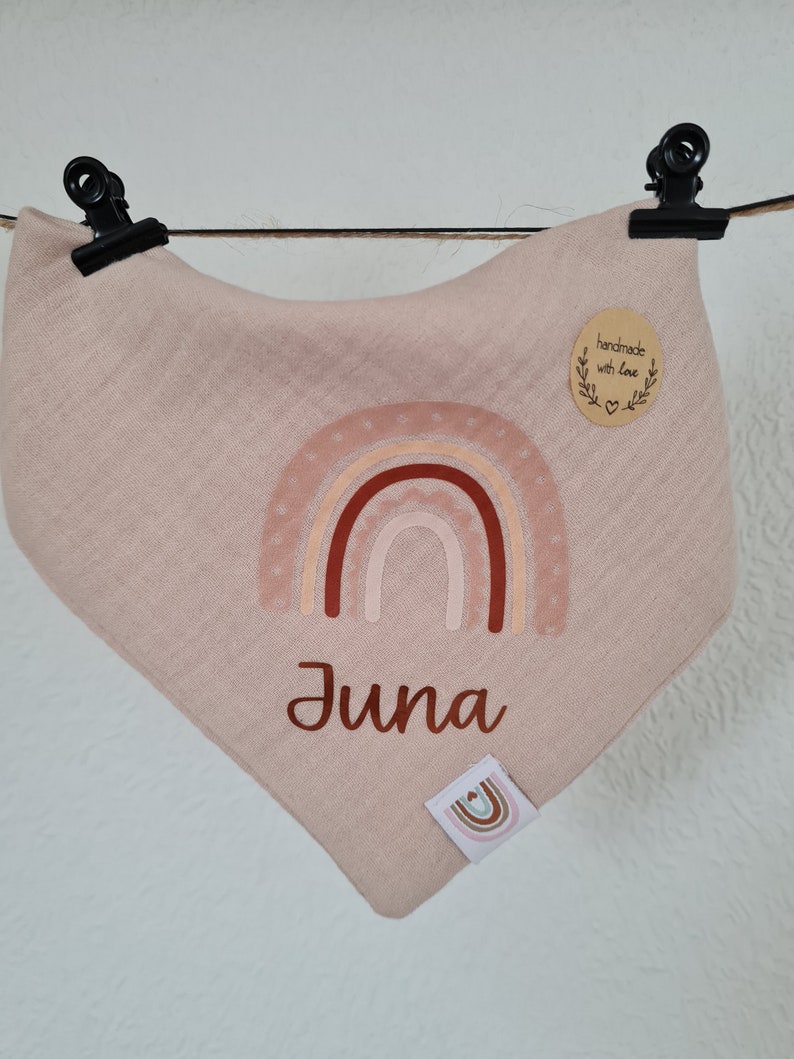 Halstuch personalisierbarMusselintuch mit NamenDreieckstuch Baby personalisiertSpucktuchKinderhalstuch Bio LätzchenMulltuchmit Namen Bild 3