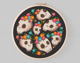 Floral skull digital cross stitch pattern, PDF Day of the Dead cross stitch chart, Colorful mexican skeleton with flowers cross stitch