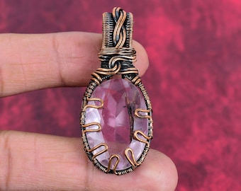 Colgante de kunzita hecho a mano con alambre de cobre envuelto: joyería de piedras preciosas ovaladas