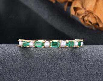 Baguette Cut Emerald Wedding Band Yellow Gold Lab Emerald Bridal Ring Natural Pearl Art Deco Band Woman Delicate Dainty Promise Gift For Her