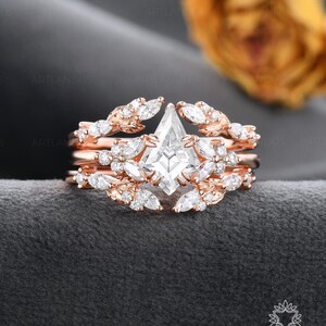 Anel de noivado exclusivo de moissanite em formato de pipa, diamante de 1 ct em ouro rosa, conjunto de noiva vintage com corte marquise e anel de moissanite para ela
