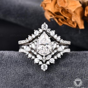 Unique Pear Shaped Moissanite Engagement Ring Set Rose Gold Bridal Set Solid 14K Diamond Vintage Anniversary Gift For Women Cluster 3pcs
