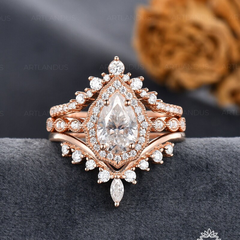 Adored Moissanite Zigzag Stacking Rings main image 0