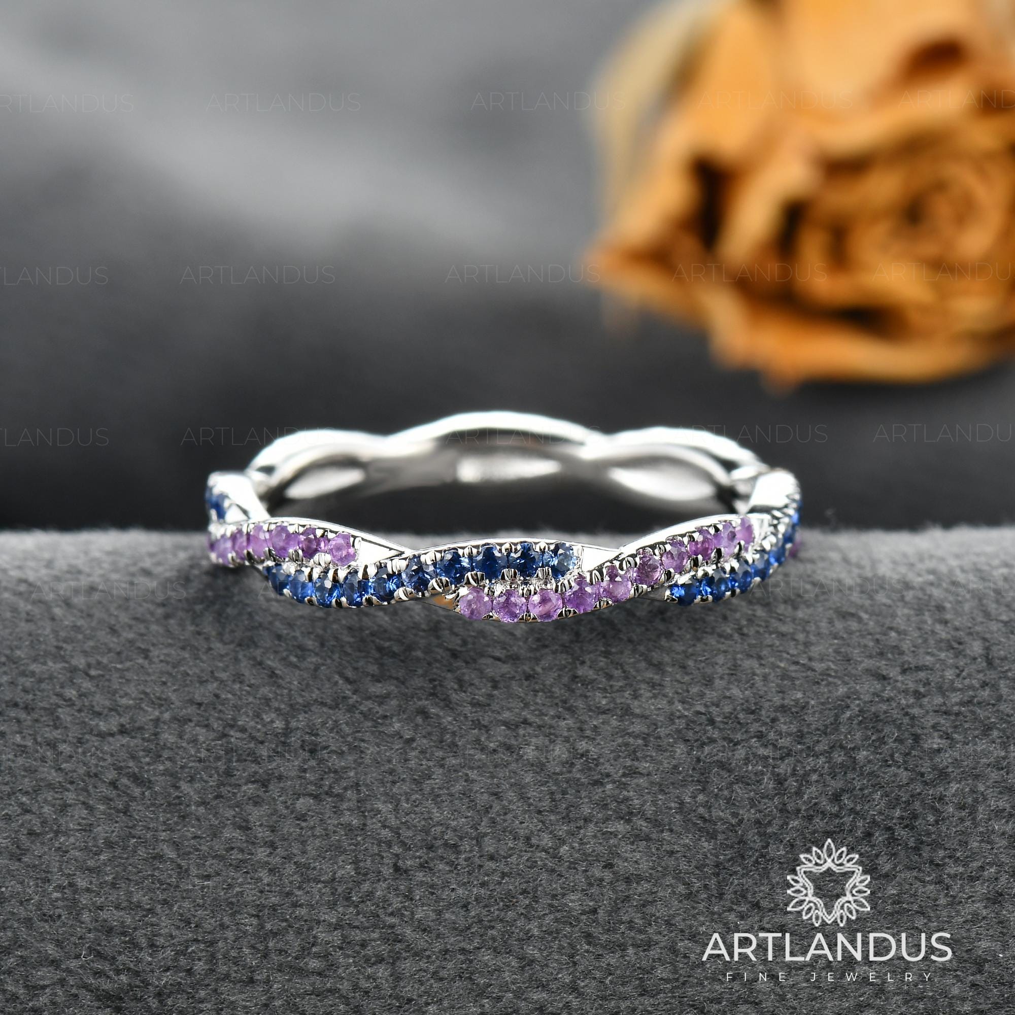 ホワイトゴールドの天然サファイアの結婚指輪、アメジストの 