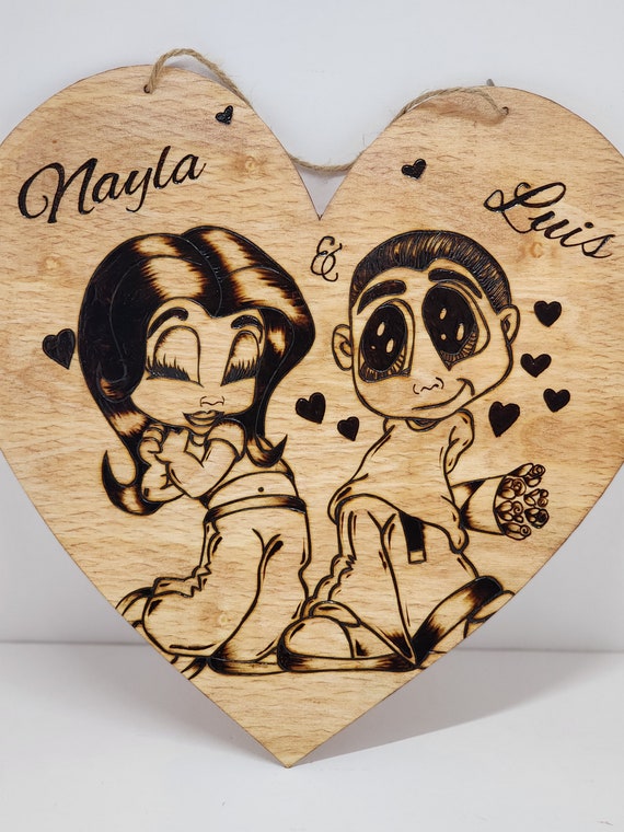 Custom heart locket animation, great for Valentines and anniversaries
