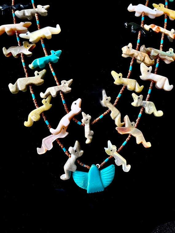 Exceptional Native American Multi Gem Stone Carve… - image 1