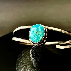 Sterling Silver - Southwest Single Turquoise Polished Stone Cuff Bracelet, Sterling Bevel With Rope Frame, Fits Six Inch Wrist,