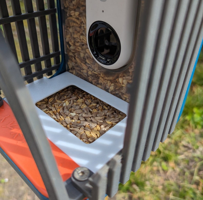 Protection from large birds for the Bird Buddy birdhouse Effective defense against pigeons, magpies, jackdaws and other large birds image 8