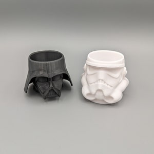 Eierbecher im Star Wars Look Darth Vader und Stormtrooper erobern den Frühstückstisch. Set#1(Schwarz+Weiß)