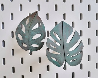 Monstera leaf hooks, Copper Patina, for Skadis pegboards, 3D printed, greenhouse cabinet accessories.