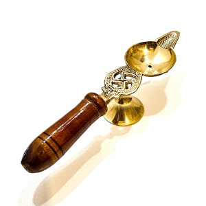 Brass Single Diya Pooja Aarti Lamp
