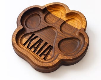 Vassoio personalizzato per zampe di cane – Noce massello, rovere naturale o rovere tinto nocciola – Regalo personalizzato con nome per animale domestico – Vassoio raccogli-zampa in legno