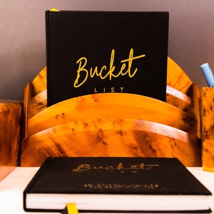 Ultimativer Bucket List Life Planner Organizer: Schwarzer und goldener Tagesplaner mit Zielvereinbarungs- und Zeitmanagement-Seiten