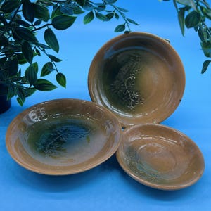 Vintage ceramic plates set 3 PCS, rustic mid-century home decor, snack dish, retro dinnerware, serving dish, retro pottery, old tableware