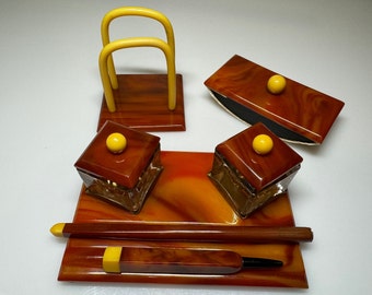 Vintage Antique Art Deco Marbled Bakelite/Catalin Inkwell Desk Set With Case.