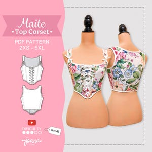 Peut inclure: Un patron PDF Maite Top Corset pour les tailles 2XS à 5XL. L'image montre deux mannequins portant un haut corset à motif floral avec un laçage blanc sur le devant, des bretelles et un ourlet pointu, ainsi que des dessins techniques.