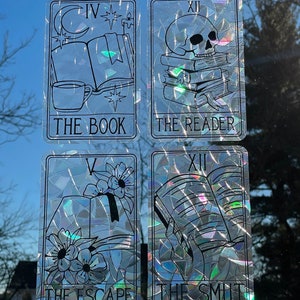 Bücherwurm Tarot Karte Regenbogen Sonnenfänger