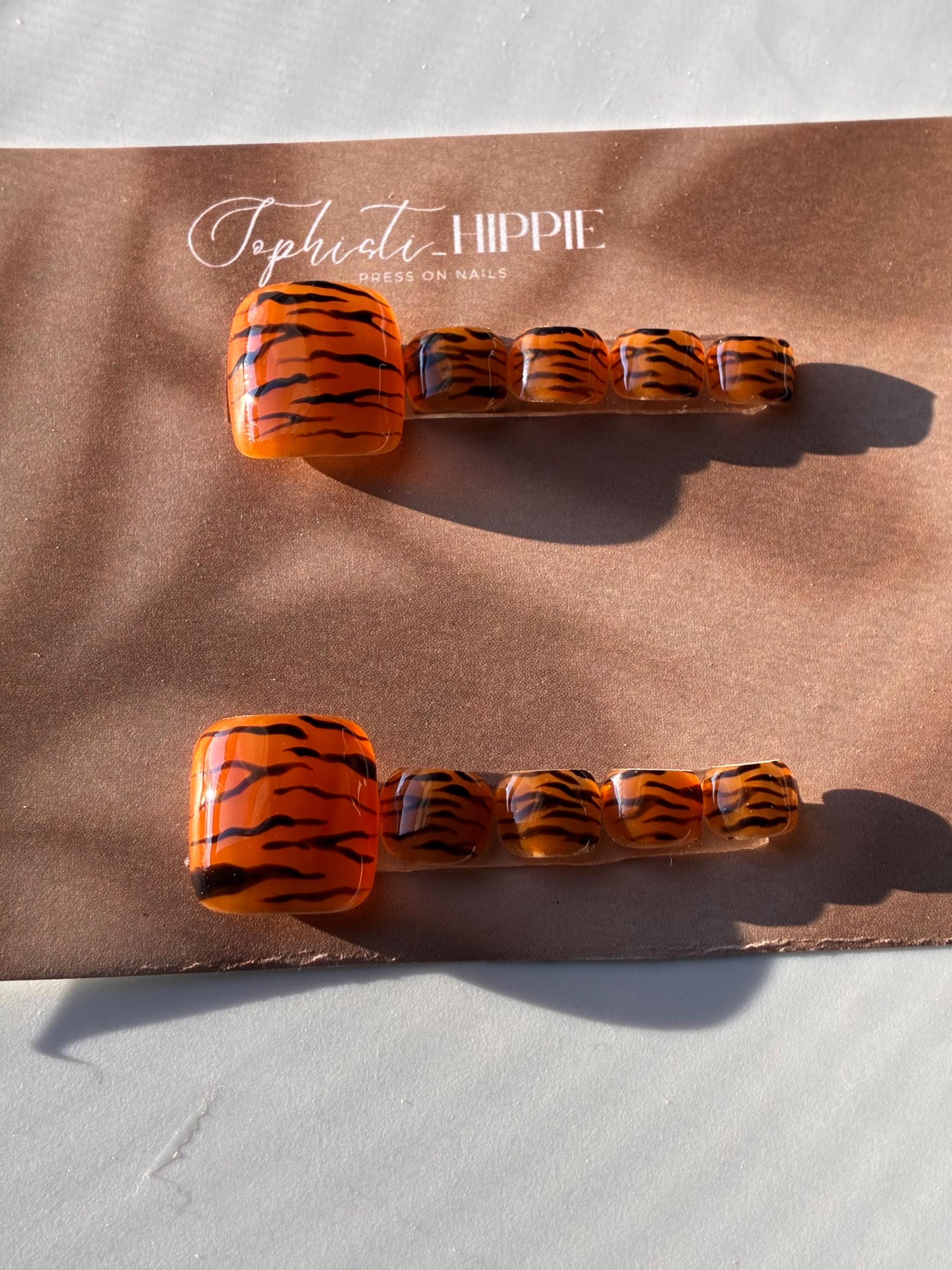 Tiger Print Press on Toes - Etsy